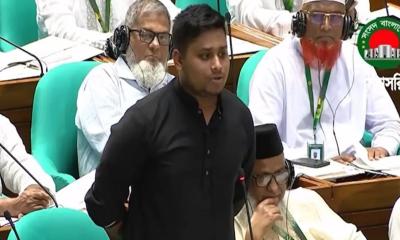 রাস্তায় তেলের জন্য দীর্ঘ সারি, মন্ত্রী কি দেখতে পাচ্ছেন না-সংসদে প্রশ্ন এমপি হাসনাত আবদুল্লাহ'র