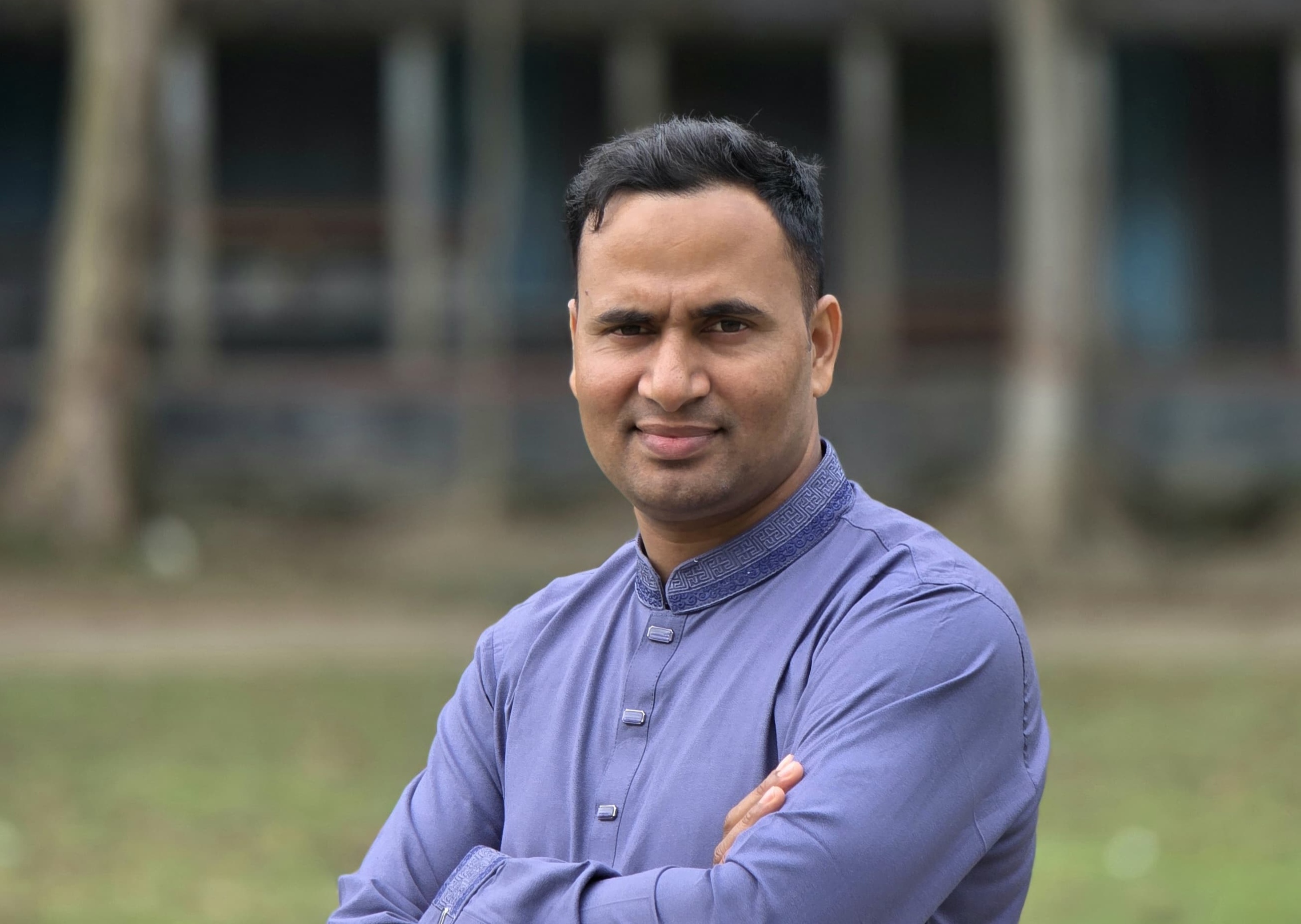 ছিনতাইকারীদের কবলে এস এ টিভির চিত্র সাংবাদিক রেজা