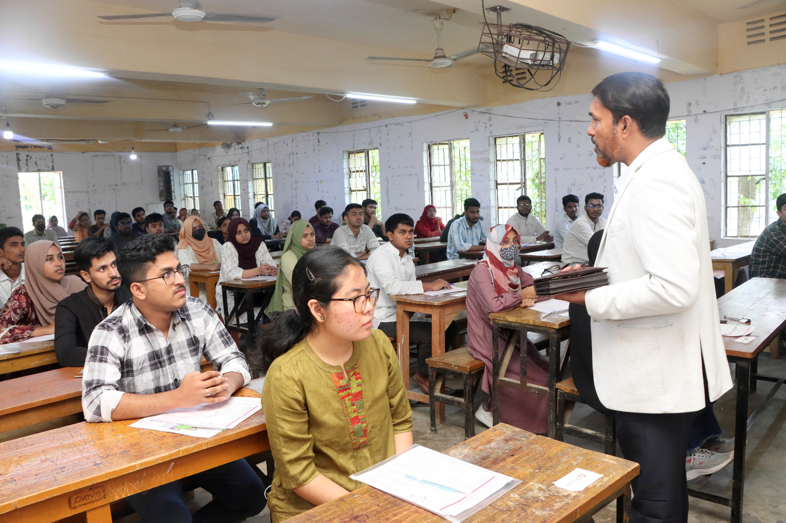 গুচ্ছের রাবিপ্রবি কেন্দ্রে ভর্তি পরীক্ষা সমাপ্ত
