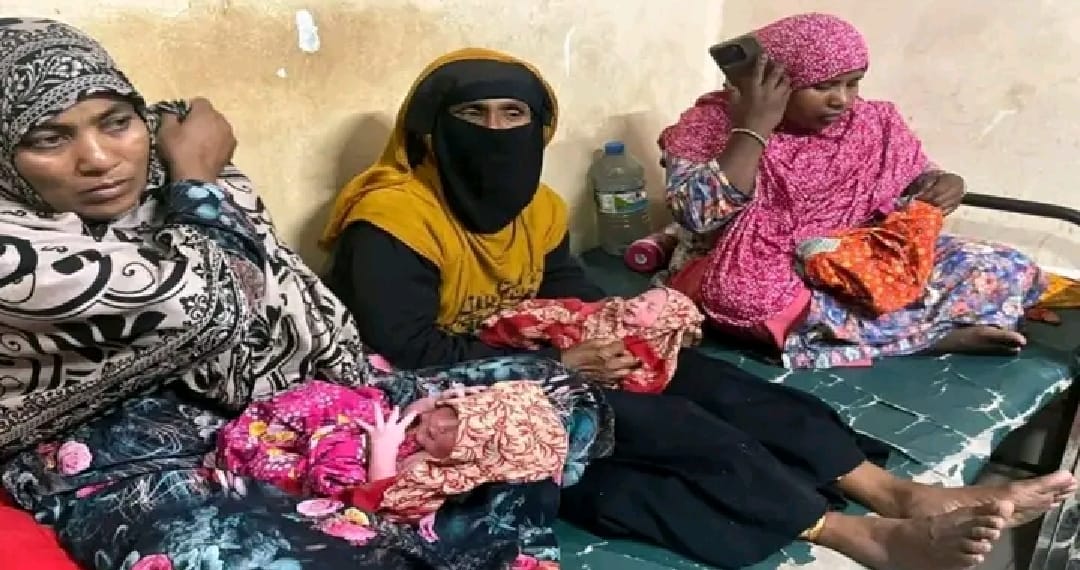 খুলনা মেডিকেলে একসঙ্গে তিন সন্তানের জন্ম