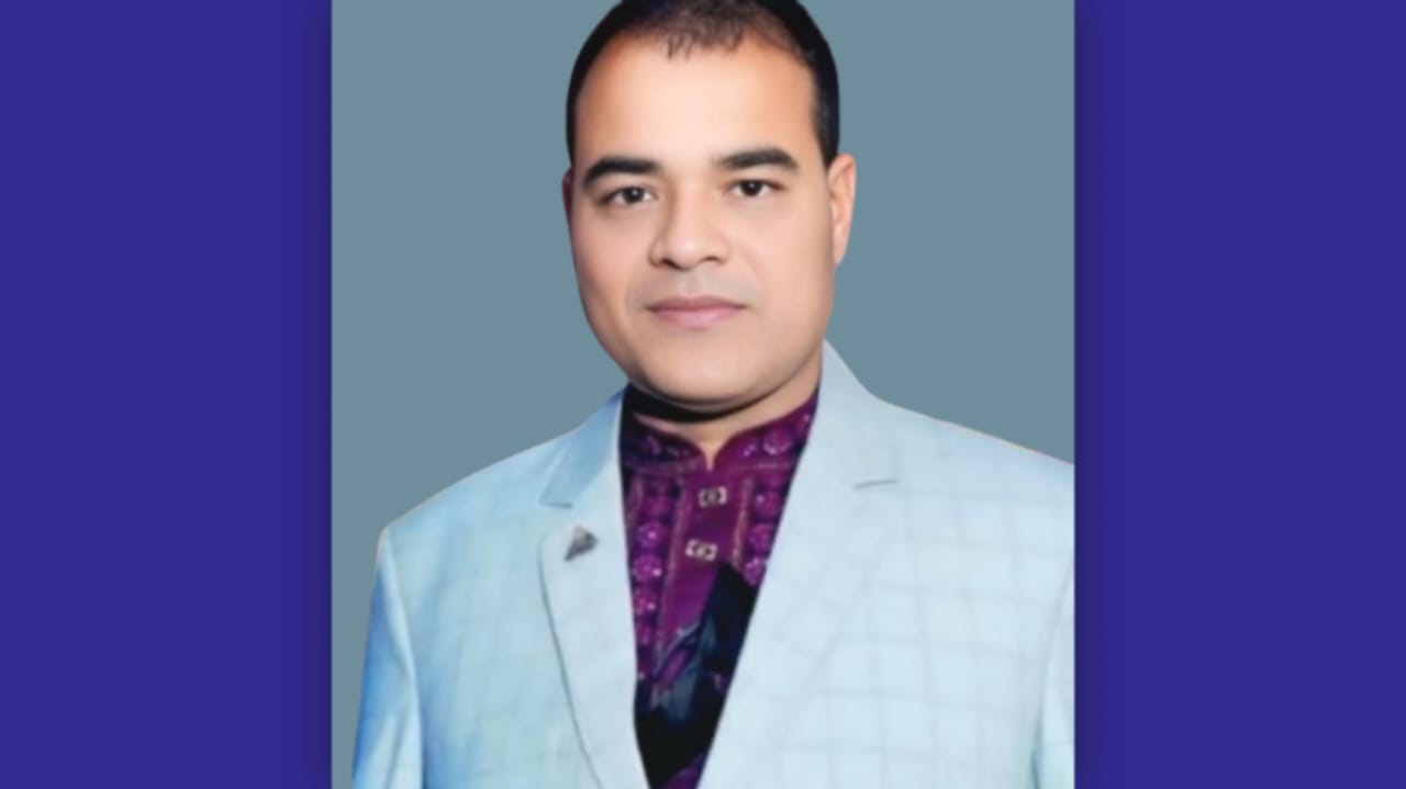 আন্তর্জাতিক মহান মে দিবস উপলক্ষে  শুভেচ্ছা জানিয়েছেন মোঃ কামাল হোসেন