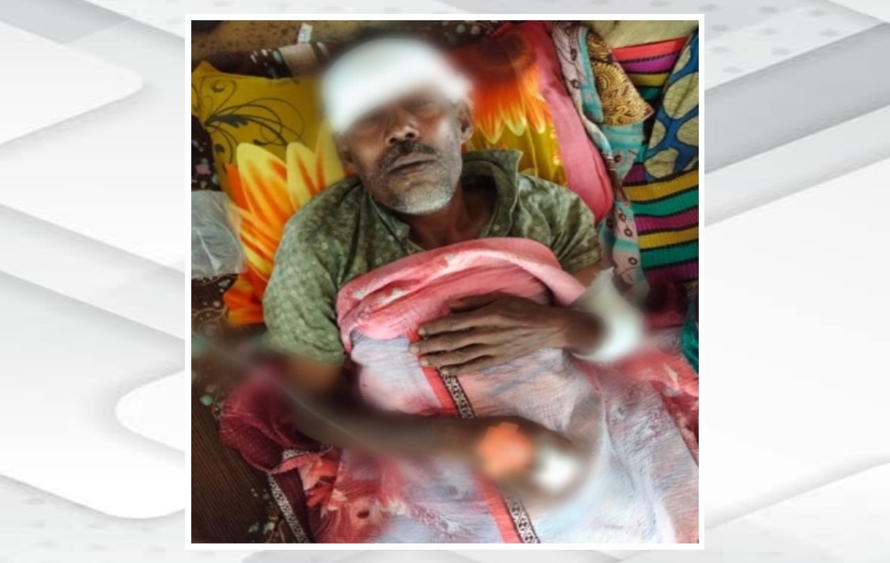চৌগাছায় মন্দিরের সামনে রক্তাক্ত হামলা