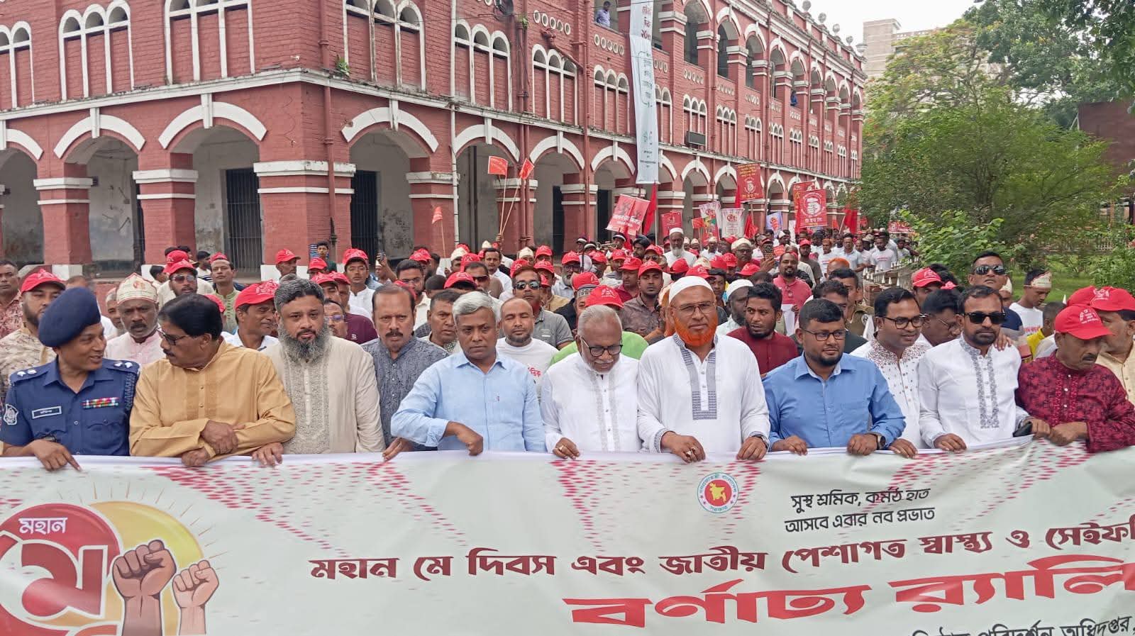 বন্ধ কলকারখানা চালু ও শ্রমিকের ন্যায্য অধিকার নিশ্চিতে সরকার বদ্ধপরিকর:প্রতিমন্ত্রী অমিত