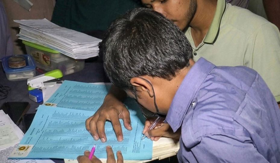 ৭ বছরের শিশুকে আসামি করায় বাদীর বিরুদ্ধে মামলার নির্দেশ