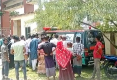 নারকেল পাড়াকে কেন্দ্র করে সংঘর্ষে নিহত ১, গ্রেফতার ৪