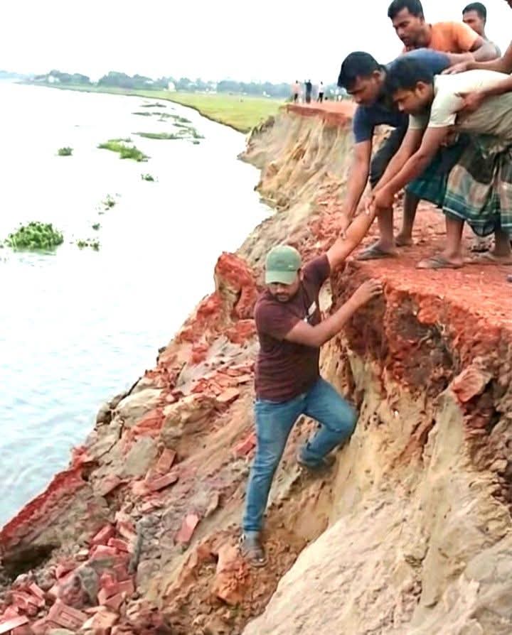 অবশেষে এমপির হস্তক্ষেপে রক্ষা পেল দুই গ্ৰাম ও ৪৪ কোটি টাকার সড়ক