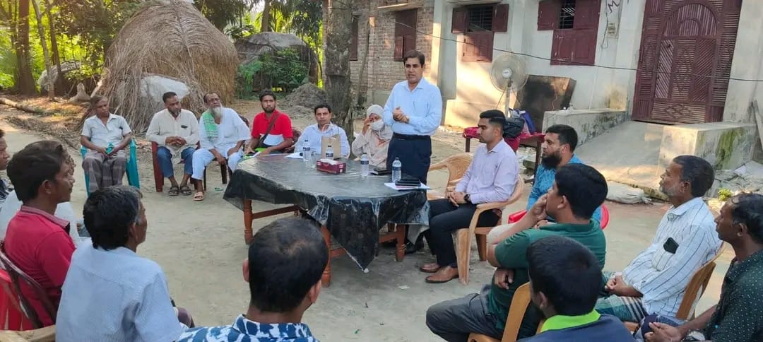 ঘরে ঘরে গিয়ে তথ্য সংগ্রহ: নাটোরে কৃষক কার্ড কার্যক্রমে ৬৫ শতাংশ অগ্রগতি